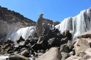 CATARATAS DE PILLONES